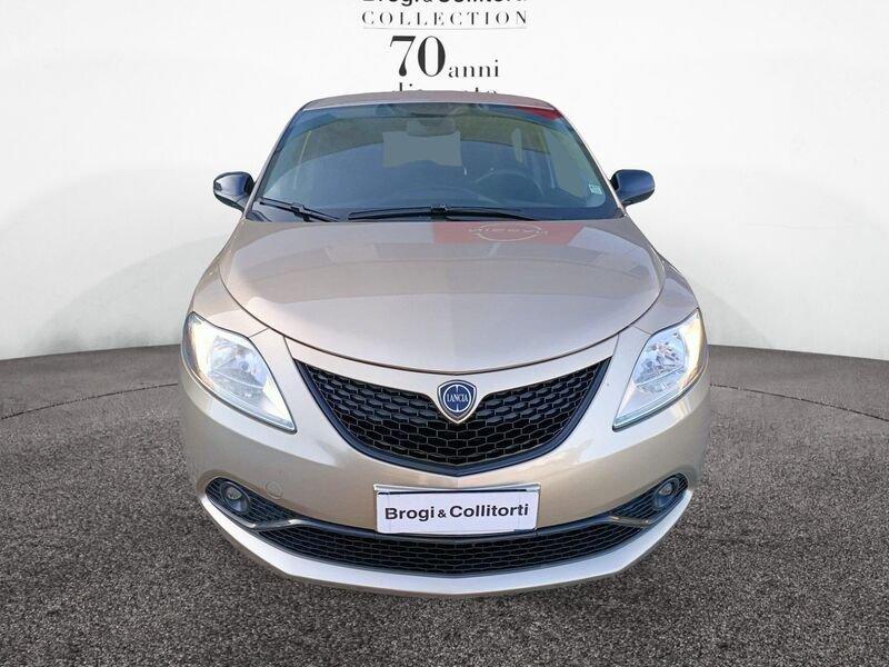 Lancia Ypsilon 1.0 firefly hybrid Gold s&s 70cv 5 Porte 1.0 FireFly Hybrid 70cv Gold S&S
