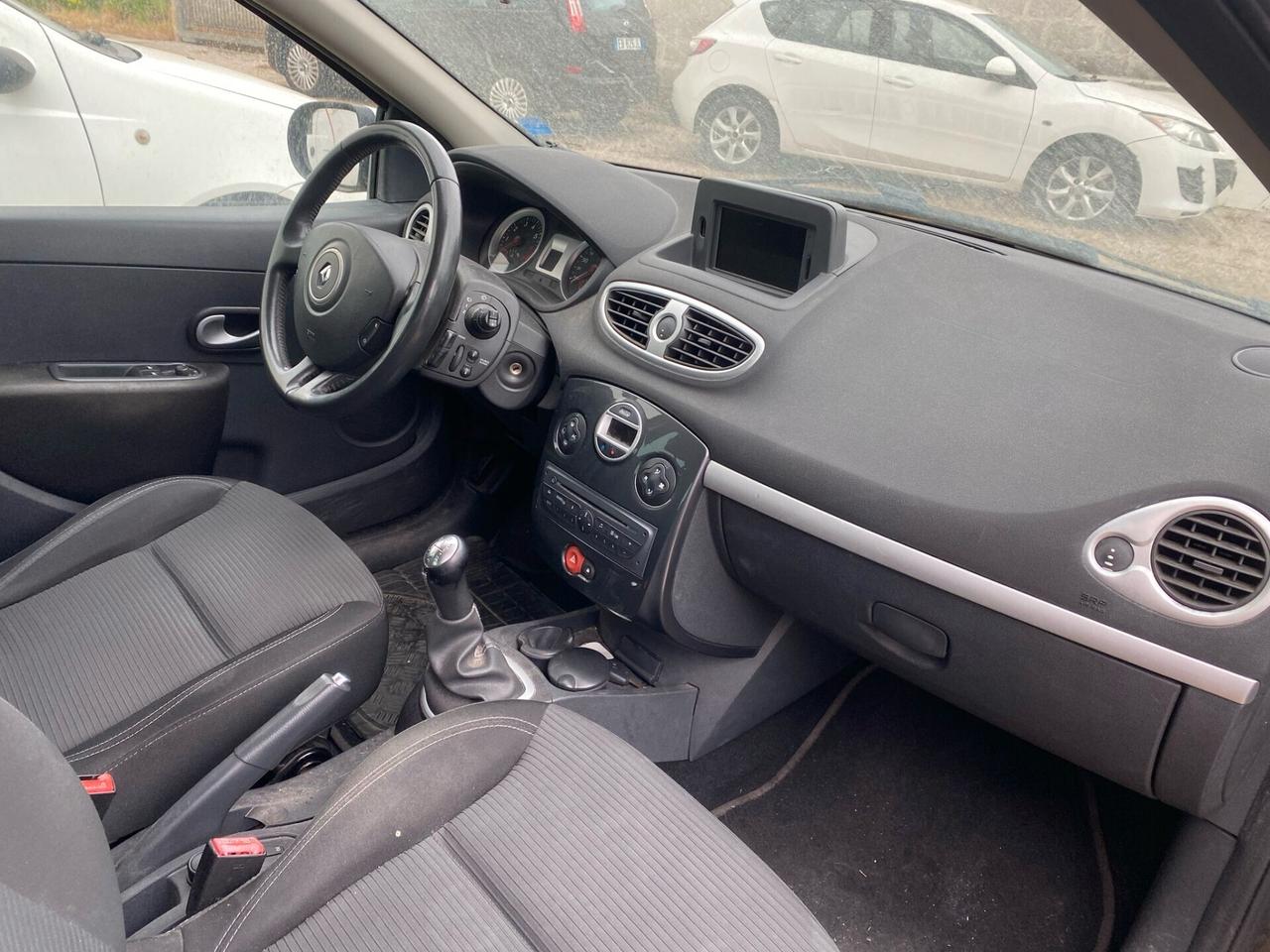Renault Clio 1.2 16V 5 porte Dynamique
