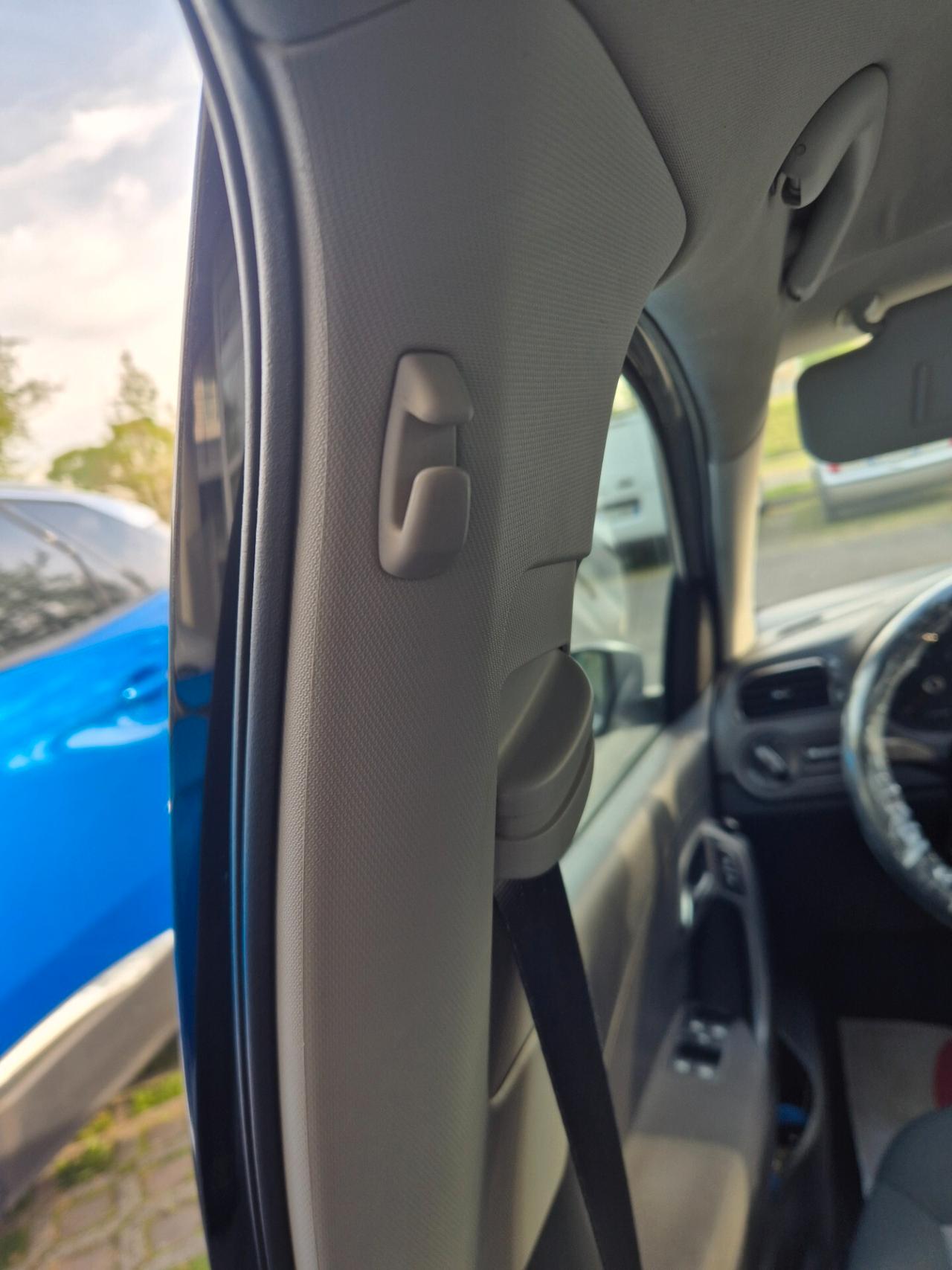 Volkswagen Polo 1.2 benzina euro 5 neo patentati