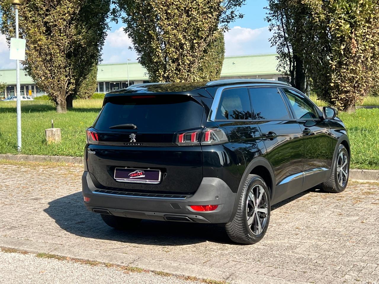Peugeot 5008 BlueHDi 130 CAMBIO AUTOMATICO