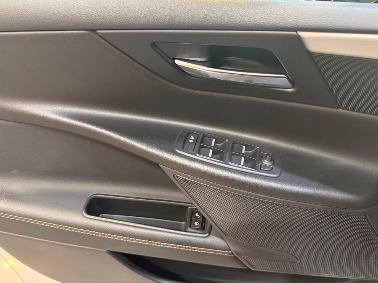 Jaguar XE 2.0 D Turbo 180CV aut. Pure Business Edition