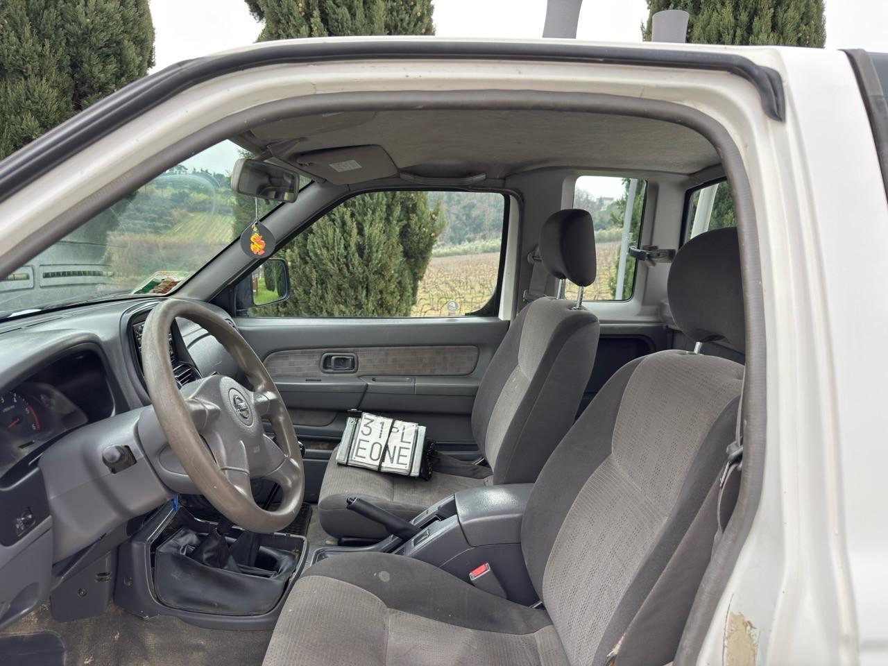 Nissan NP300 2.5 D 2p. King Cab Efficient