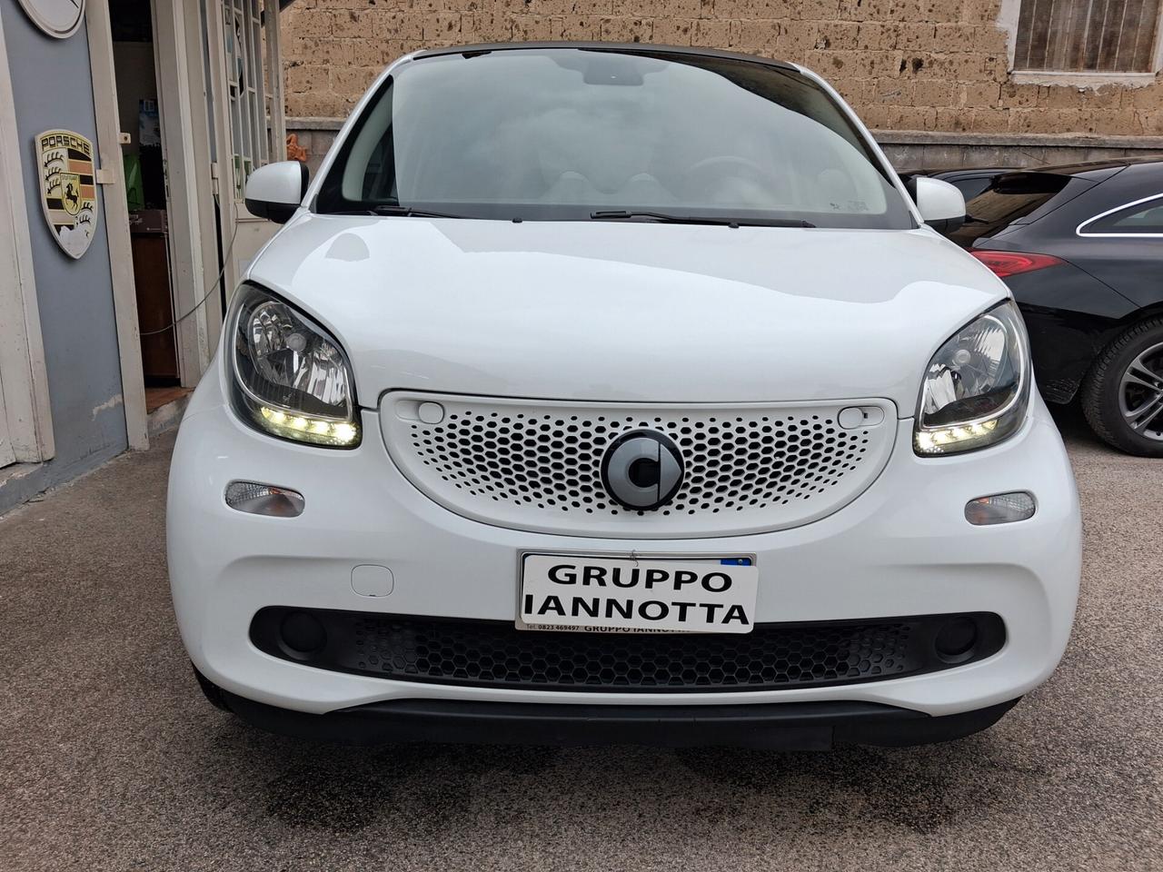 Smart ForFour FOR FOUR 1.0 71 C.V. NAVIGATORE FARI LED CAPPOTTA ELETTRICA GARANZIA 12 MESI CERTIFICATA