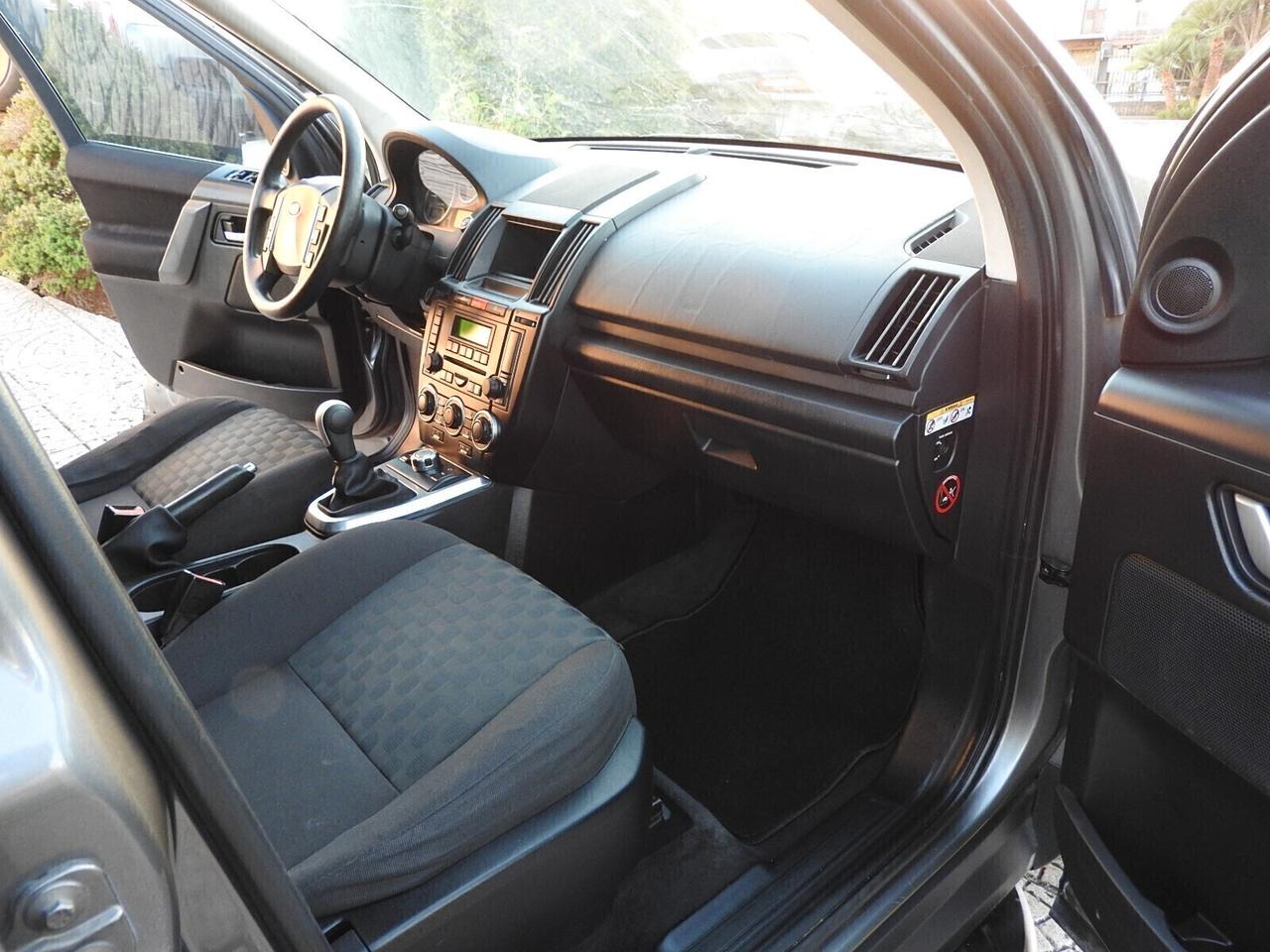 Land Rover FREELANDER 2