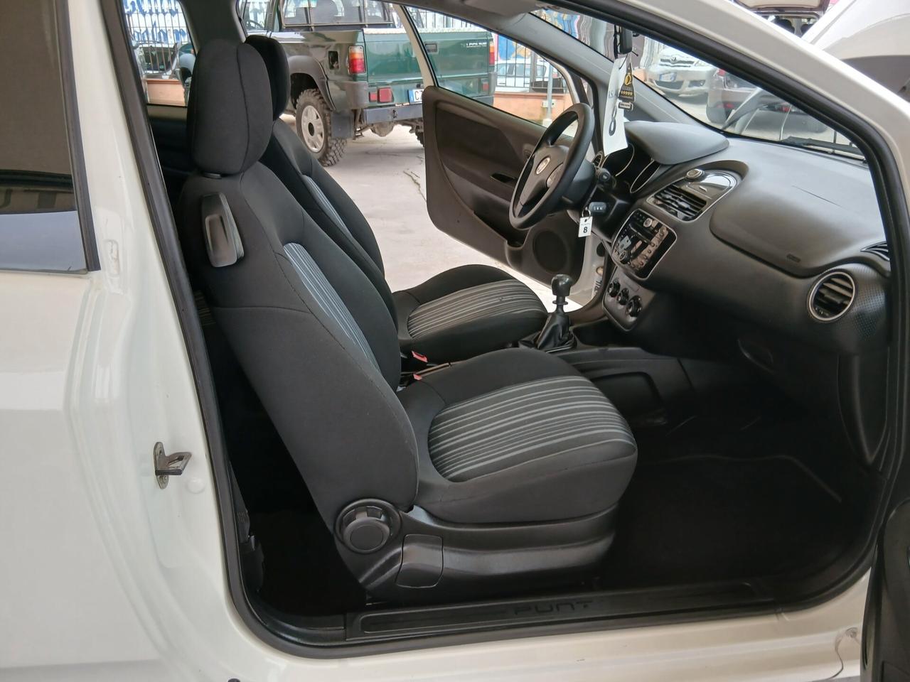 Fiat Punto Evo 1.2 benzina 3 porte full 11