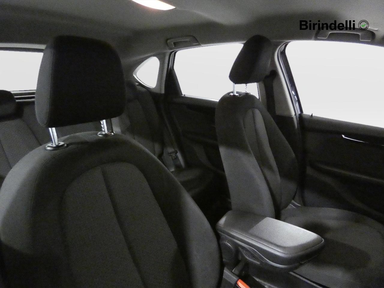 BMW Serie 2 A.T. (F45) - 218d Active Tourer Advantage