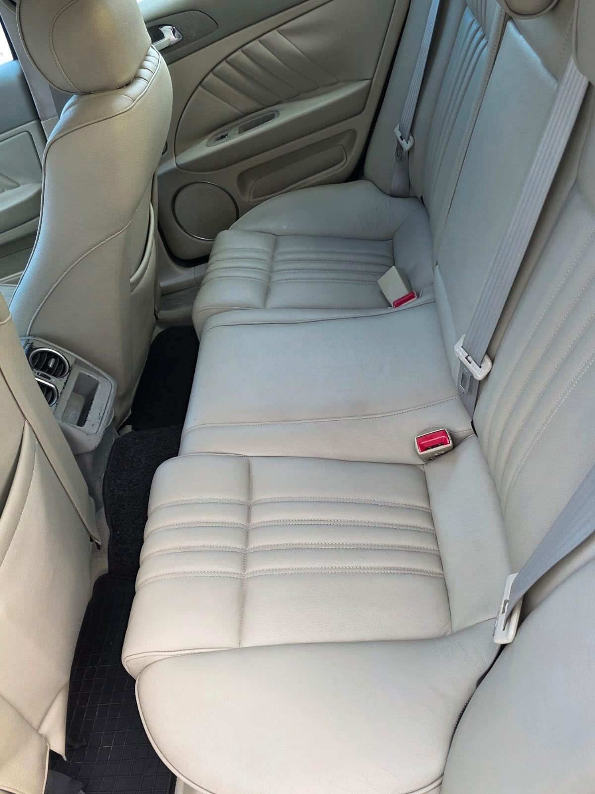 Alfa Romeo 159 2.2 JTS 16V Distinctive