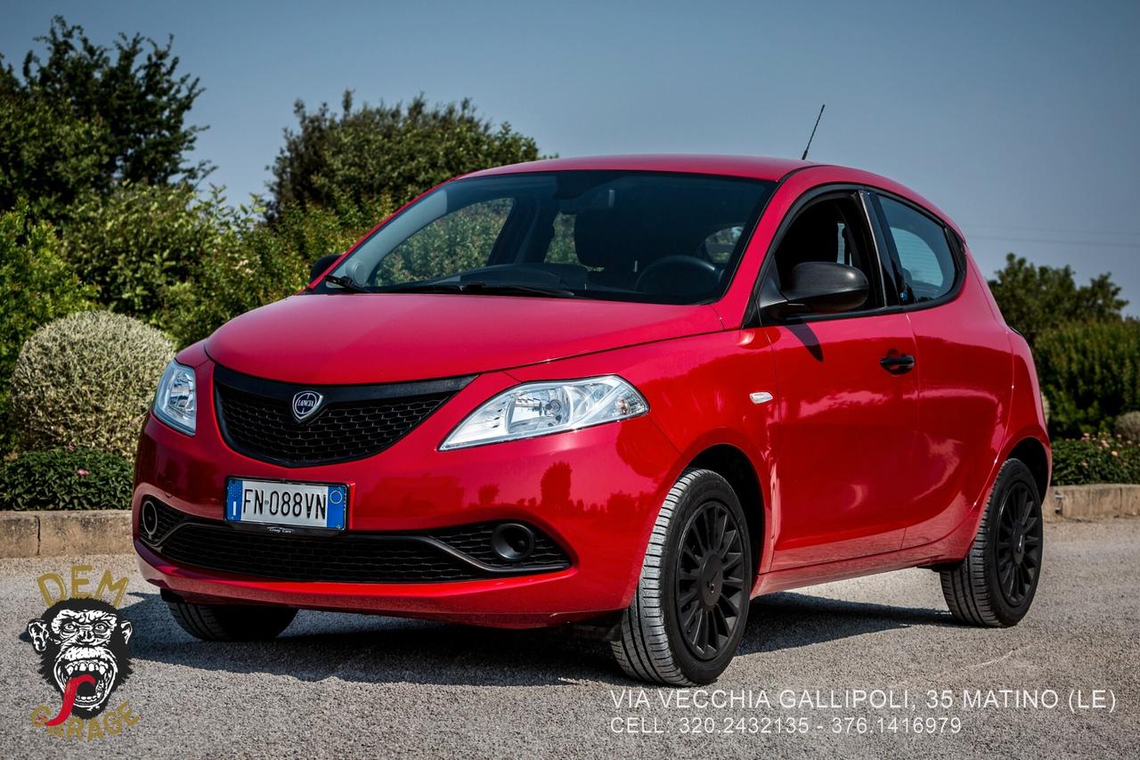 Lancia Ypsilon 1.2 69 CV 5 porte Elefantino Blu