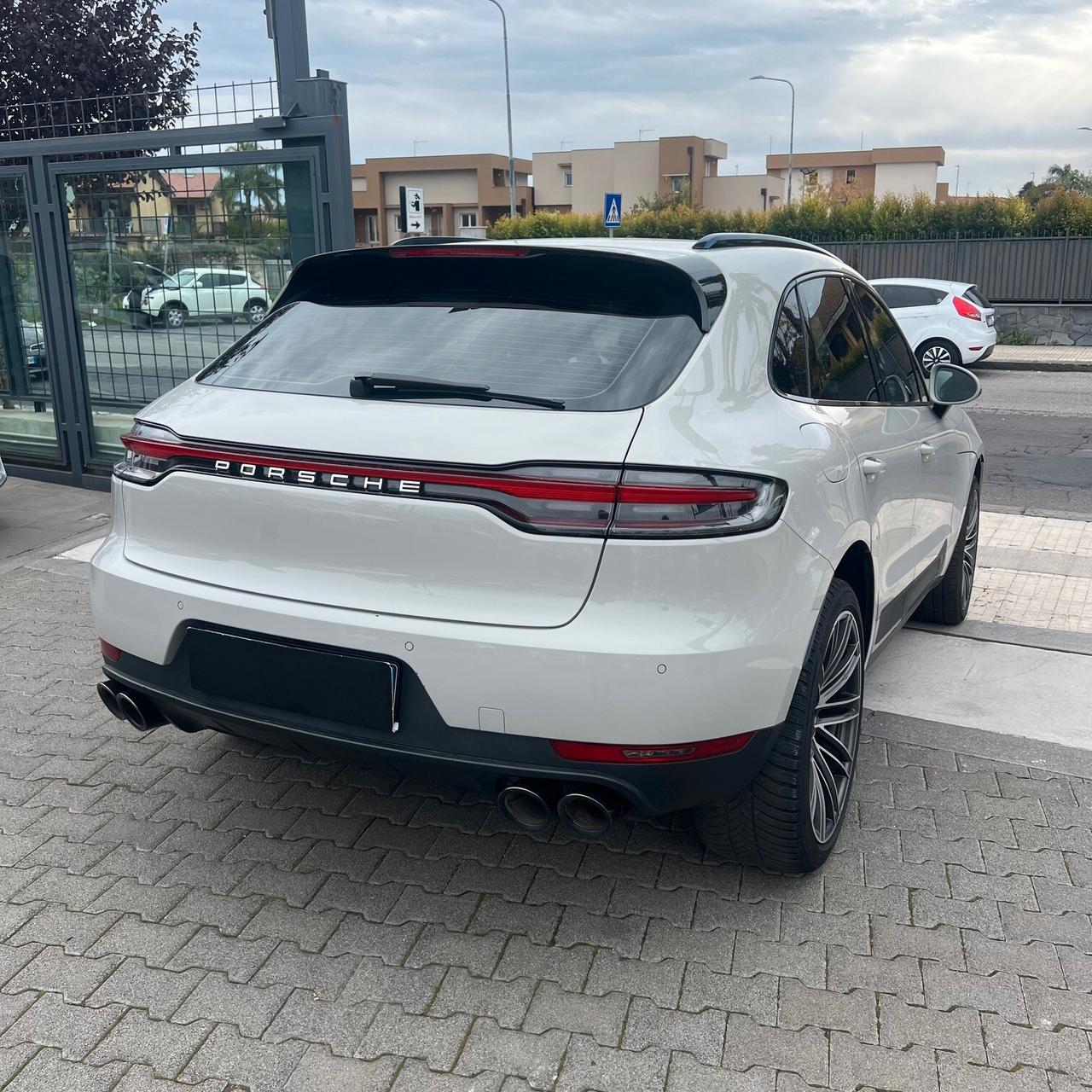 Porsche Macan 2.0