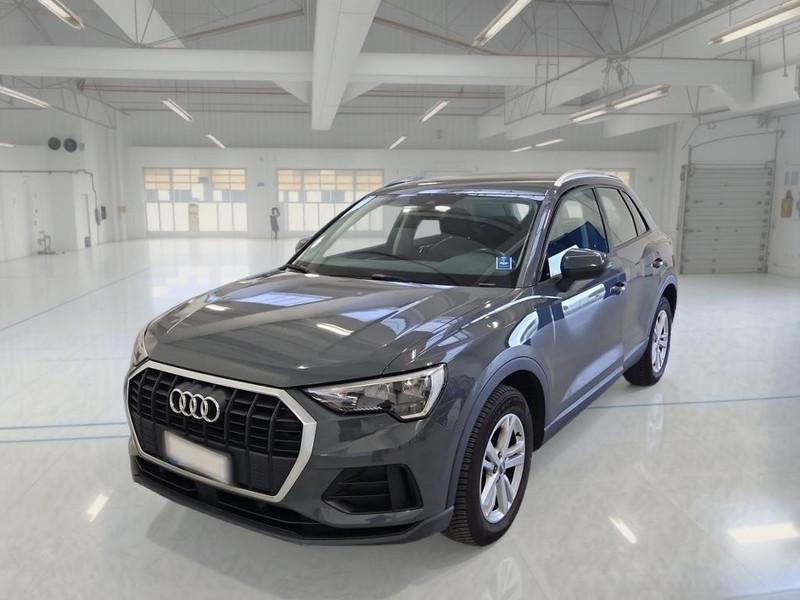 AUDI Q3 35 TDI S tronic Business