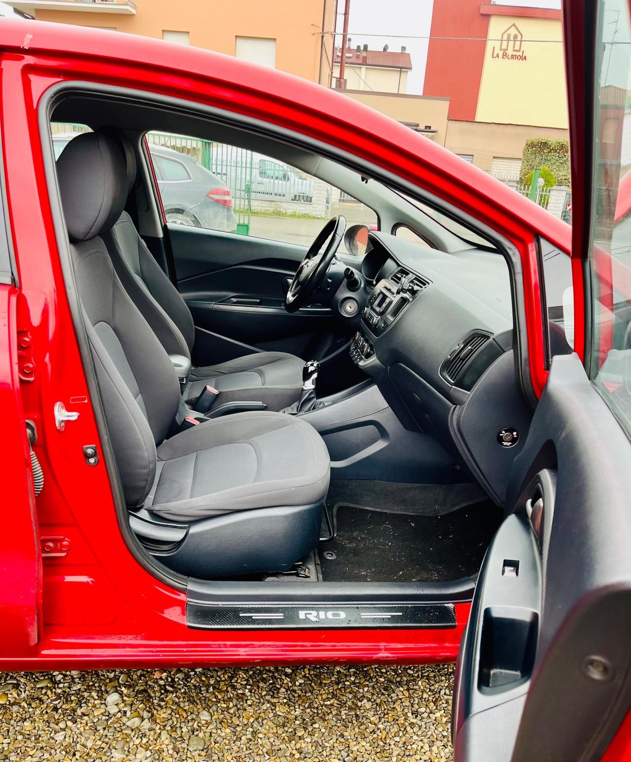 Kia Rio 1.1 CRDi 5p. Cool