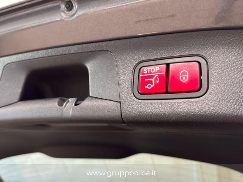 Mercedes-Benz GLA GLA-H247 2023 200 d AMG Line Advanced Plus auto
