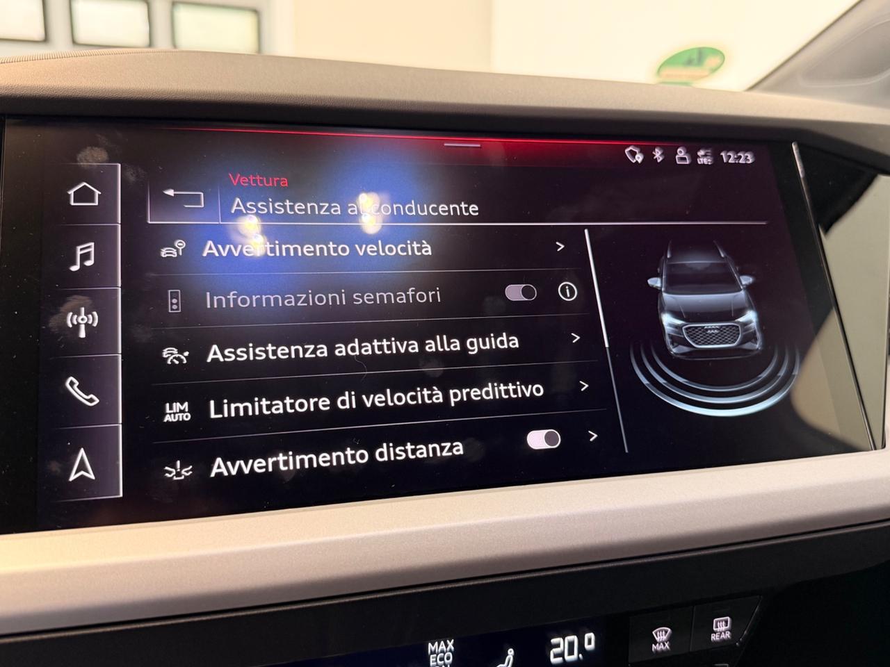 Audi Q4 40 e-tron S line Iva deducibile