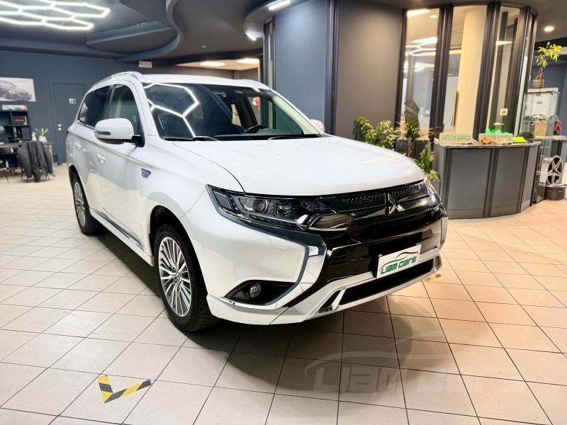 Mitsubishi Outlander phev 2.4 Instyle Plus 4wd