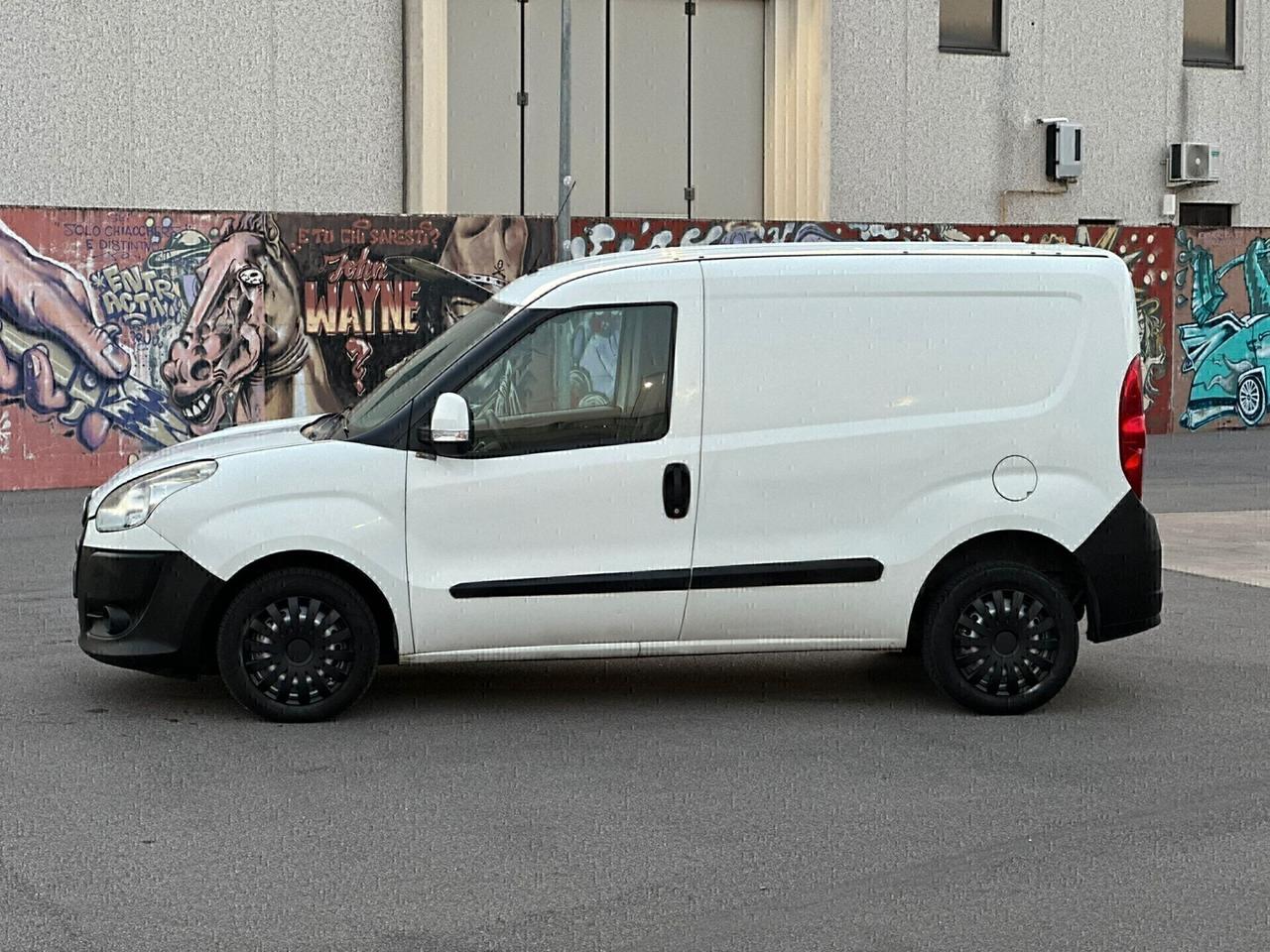 FIAT DOBLO' con ARIA CONDIZIONATA! SUPER PREZZO!