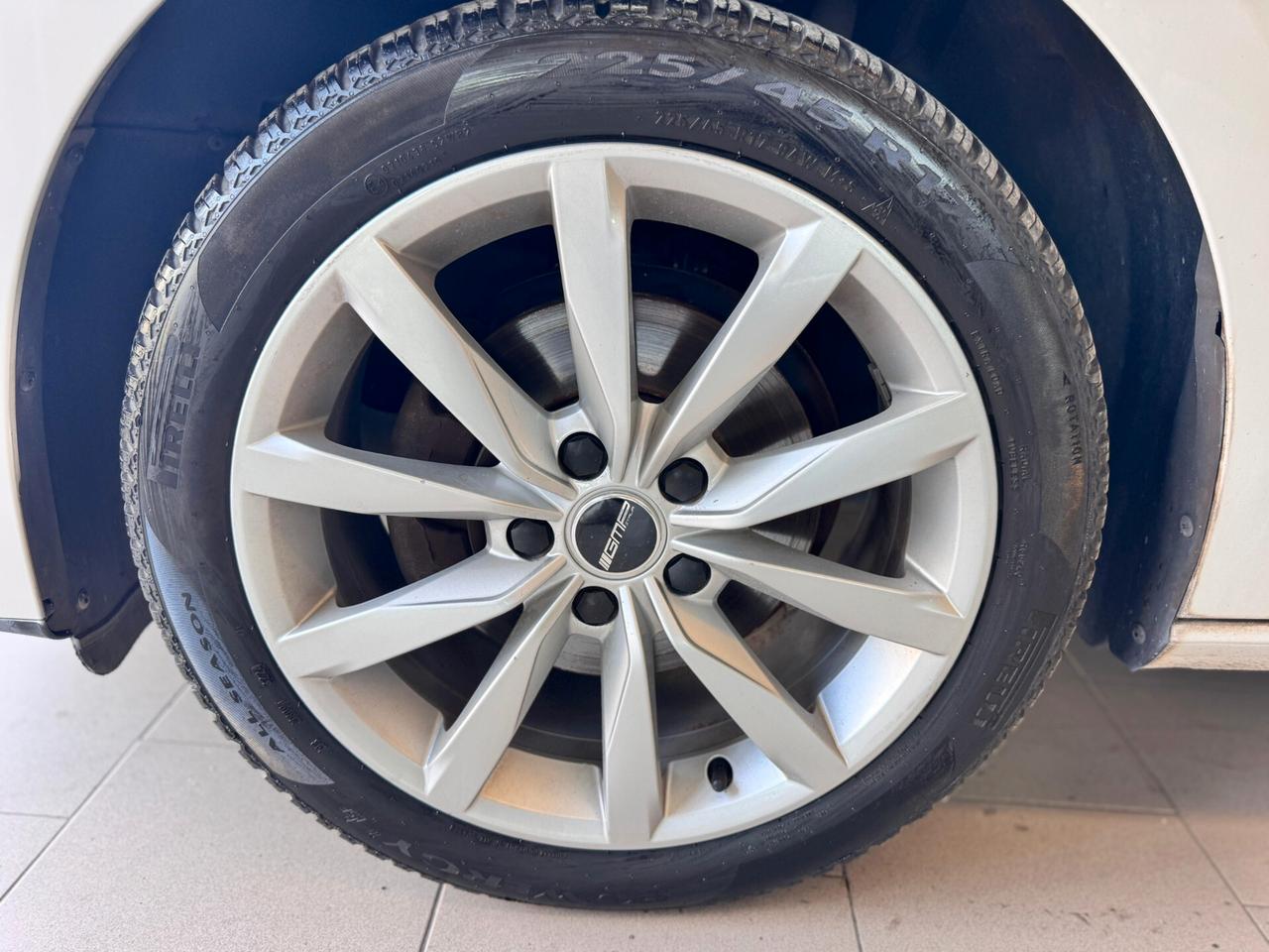 Seat Leon 1.6 TDI 110 CV 5p. Start/Stop Connect