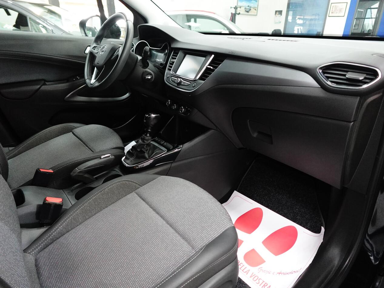 Opel Crossland 1.2 BZ 110 CV ELEGANCE