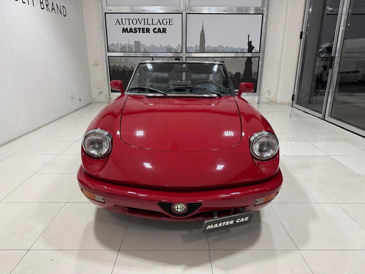 Alfa Romeo Spider 1.6