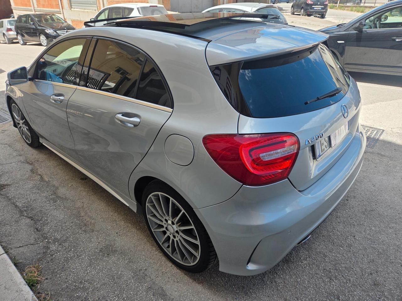 MERCEDES A200 PREMIUM TETTO APRIBILE 136CV KMCERTIF