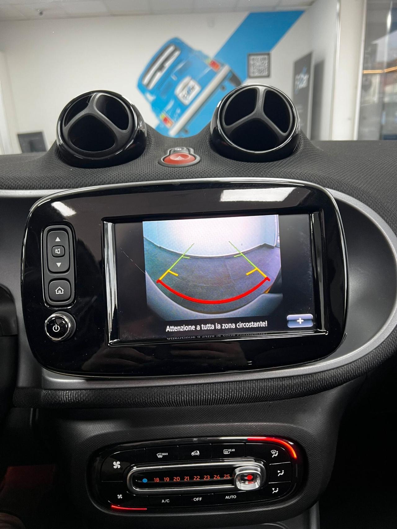 Smart ForFour 90 0.9 Turbo twinamic Prime PACCHETTO LUCI CON CAMBIO F1