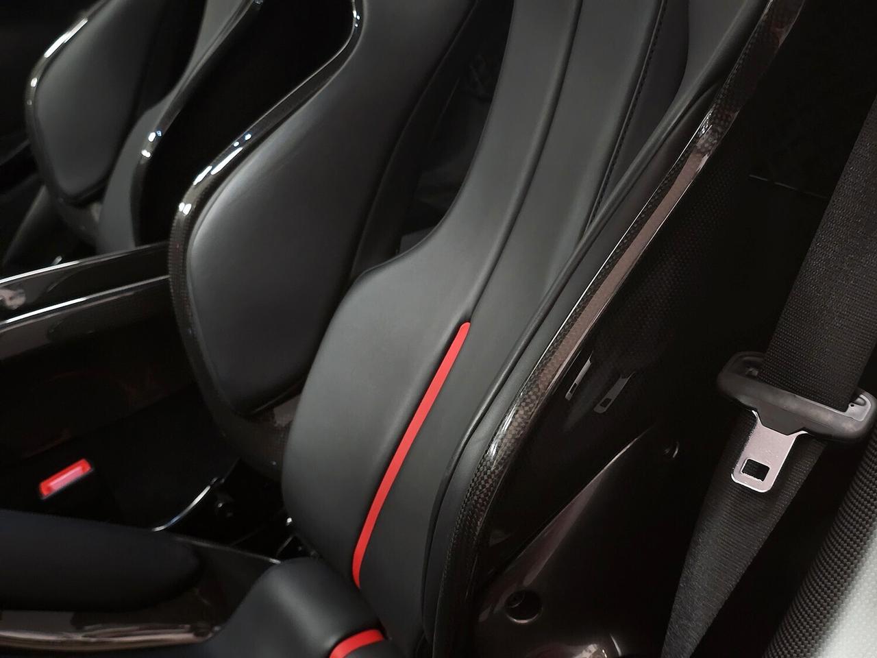 296 GTB 3.0 ASSETTO FIORANO SERVICE+FERRARI POWER FINO AL 2029 (VALORE €50.000)