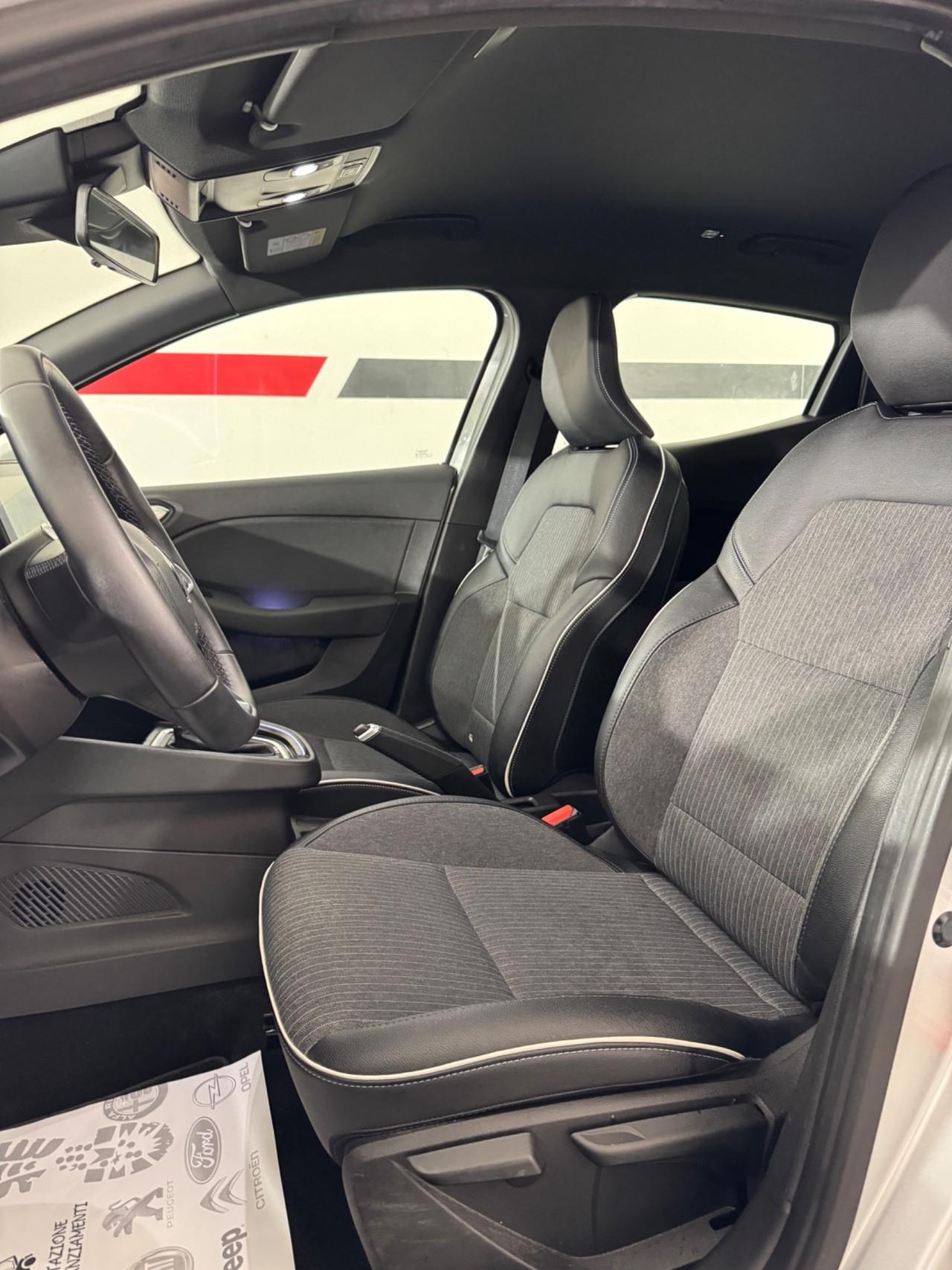 Renault Clio Full Hybrid E-Tech 140 CV 5 porte Intens