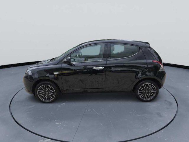 LANCIA Ypsilon 3ª serie - 1.0 FireFly 5 porte S&S Hybrid Gold