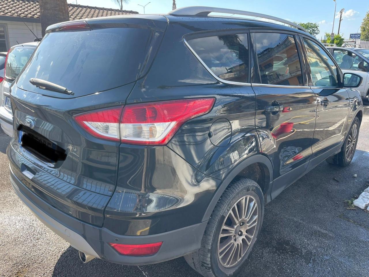 Ford Kuga 2.0 TDCI 163 CV 4WD Powershift Titanium
