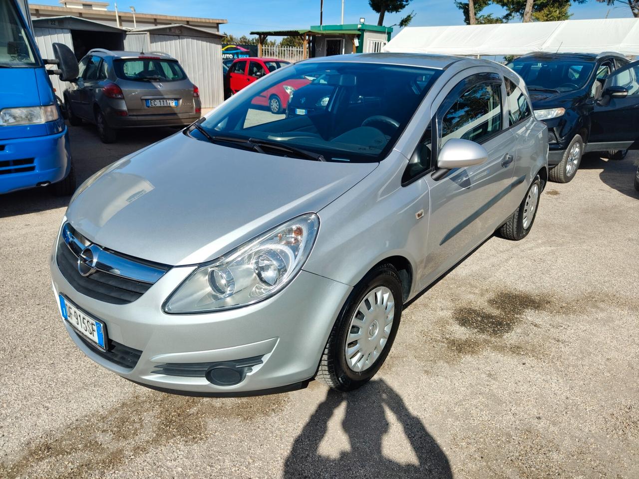 Opel Corsa 1.2 3p Club KM135000
