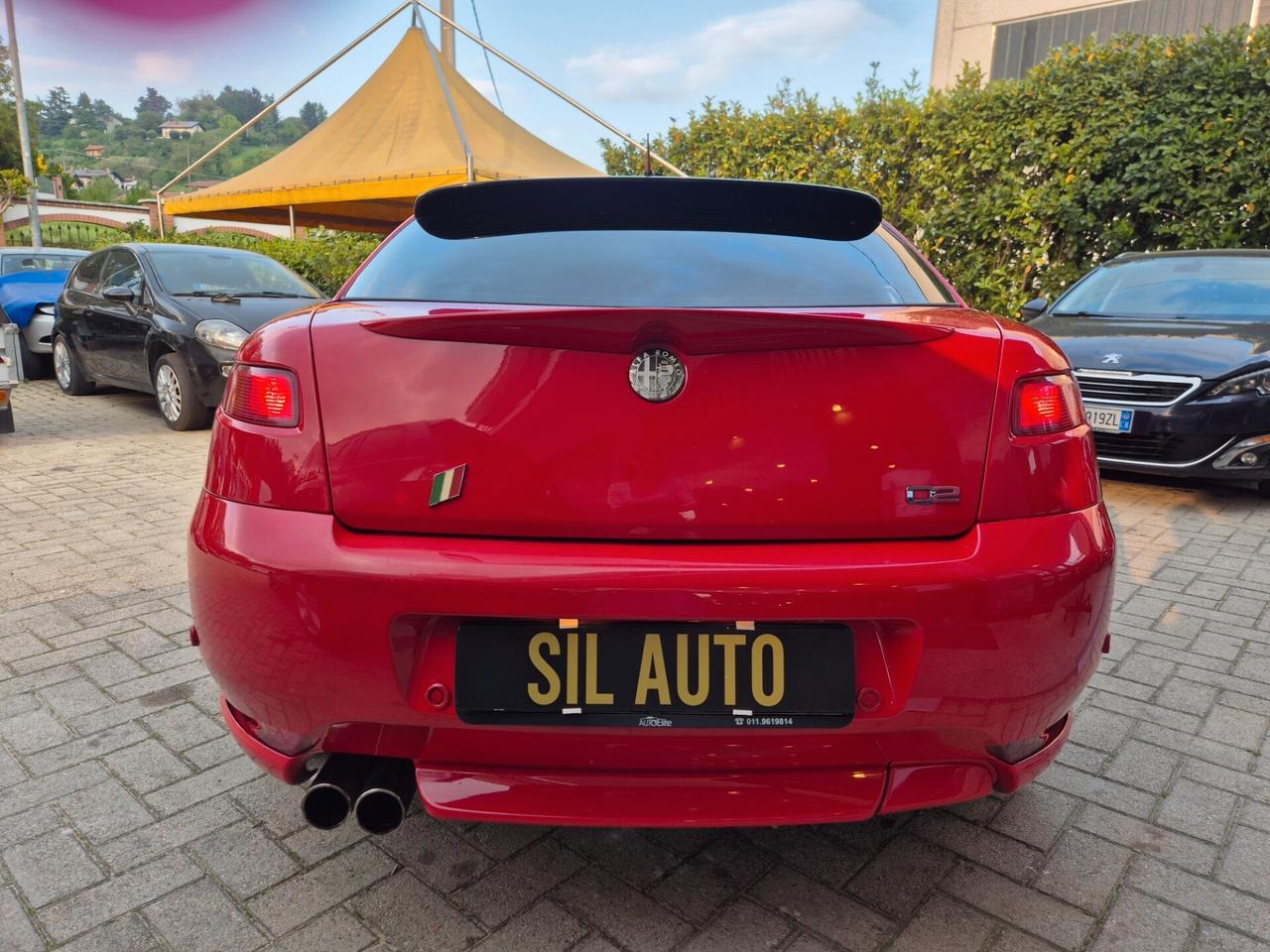 Alfa Romeo GT 1.9 JTDM 16V Distinctive Q2