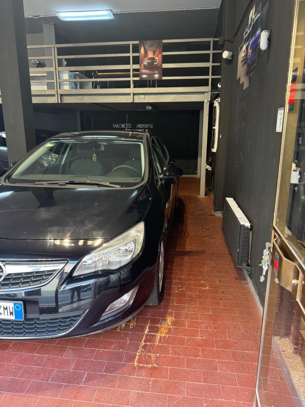Opel Astra 1.7 CDTI 110CV 5 porte Elective