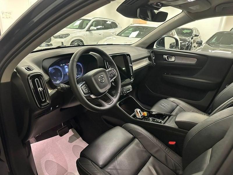 Volvo XC40 1.5 t3 Momentum 163cv auto my21