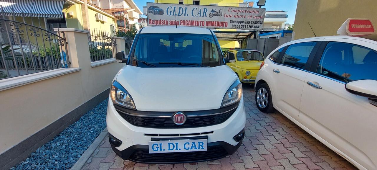 DOBLO" COMBI N1 BUSINESS 1,6 MTJ DIESEL 120 CV NAVI RETROCAMERA CRUISE SENSORI IMPECCABILE