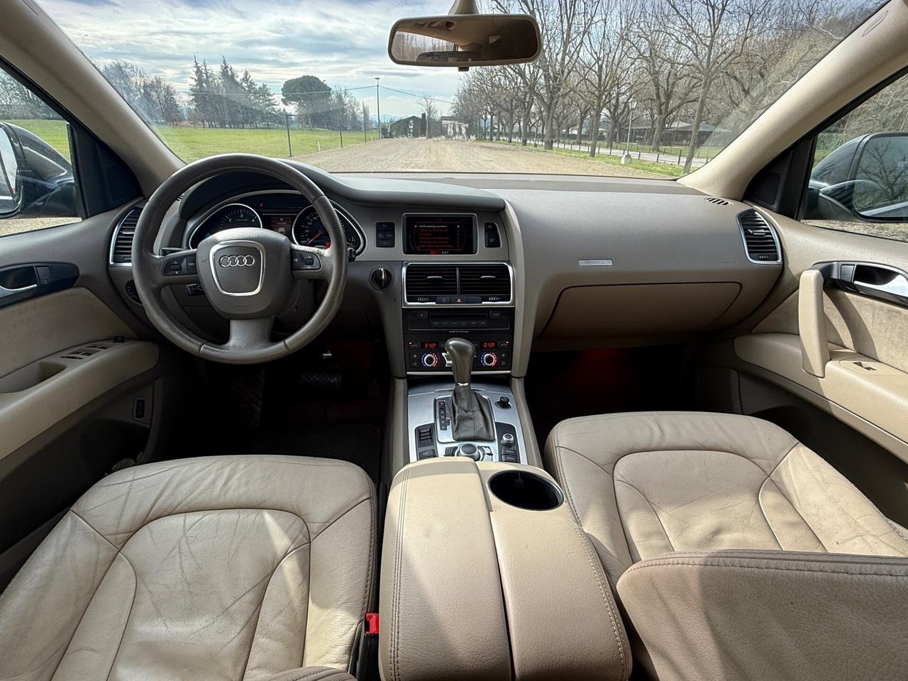 Audi Q7 3.0 V6 TDI 240 CV - MACCHINA A POSTO