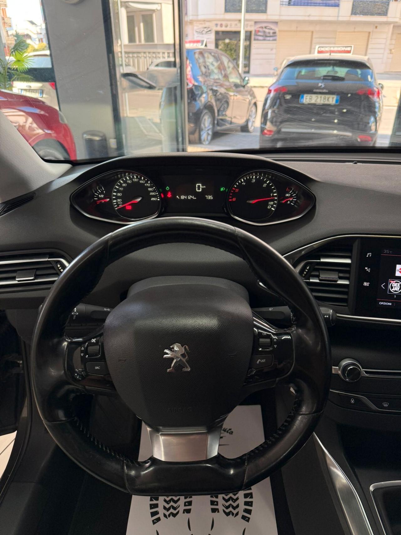 Peugeot 308 BlueHDi 120 S&S EAT6 SW Allure