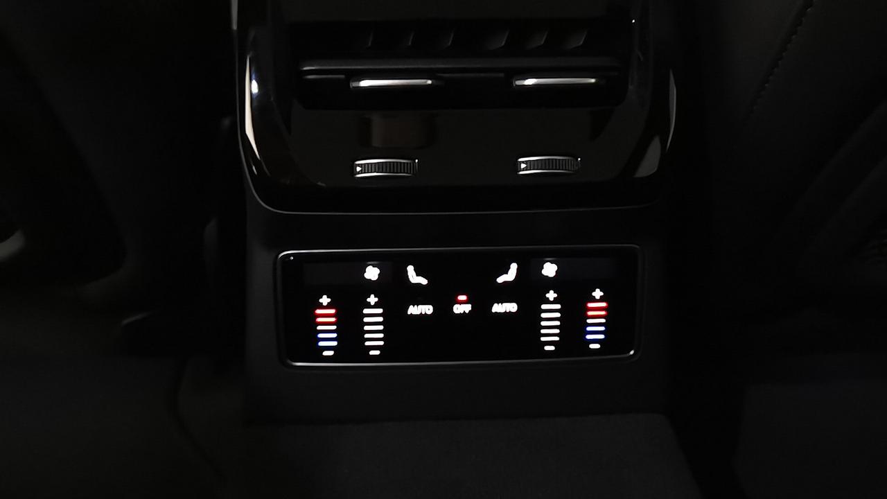 AUDI A6 VI 2025 Avant - A6 Avant 2.0 tdi mhev + S line edition quattro 204cv s-tronic