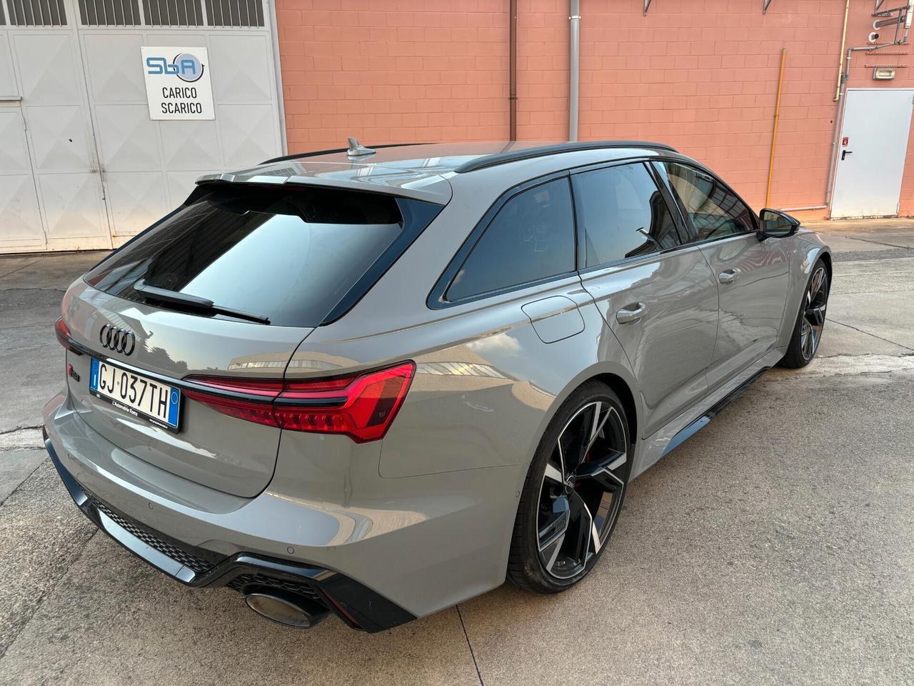 Audi A6 RS 6 Avant 4.0 TFSI V8 quattro tiptronic