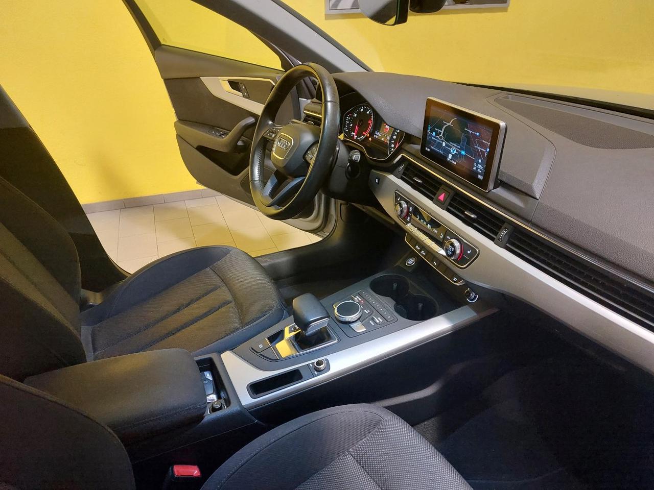 Audi A4 A4 AVANT 2.0 TDI 150CV S-TRONIC BUSINESS