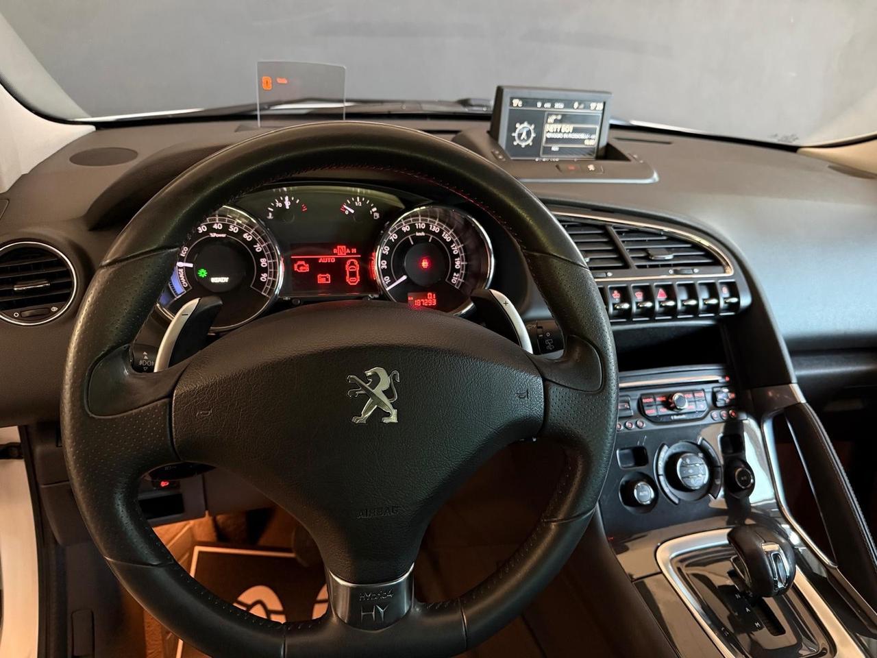 Peugeot 3008 HYbrid4