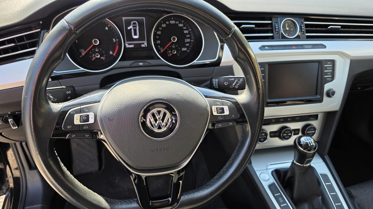 Volkswagen Passat Business Variant 1.6 TDI Trendline BlueMotion Tech.