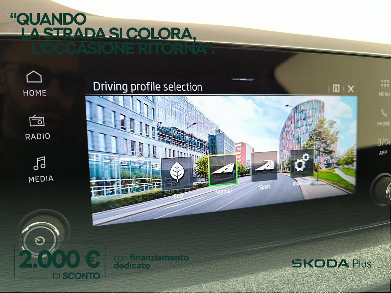 Skoda Kamiq 1.0 tsi black dots 95cv