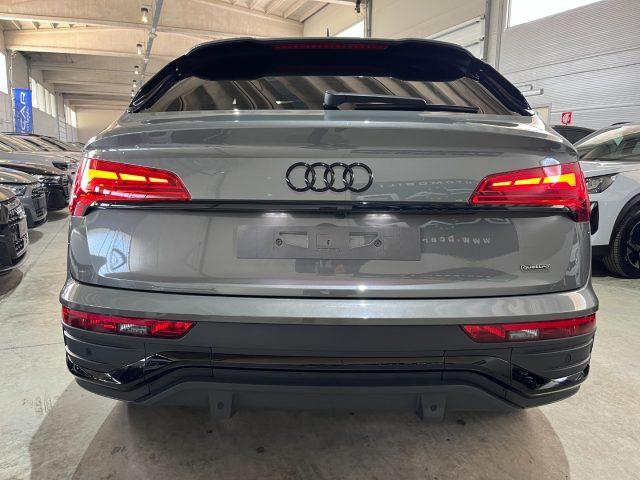 AUDI Q5 SPB Sportback 40TDI quattro S line Identity Black