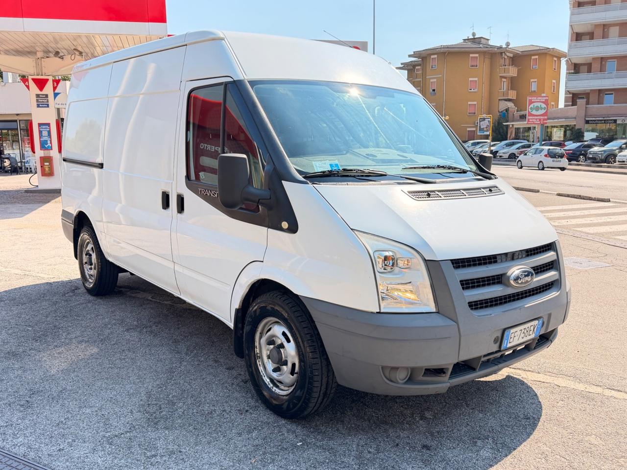 FORD TRANSIT 2.2TDCI 2010 buone condizioni pronto uso