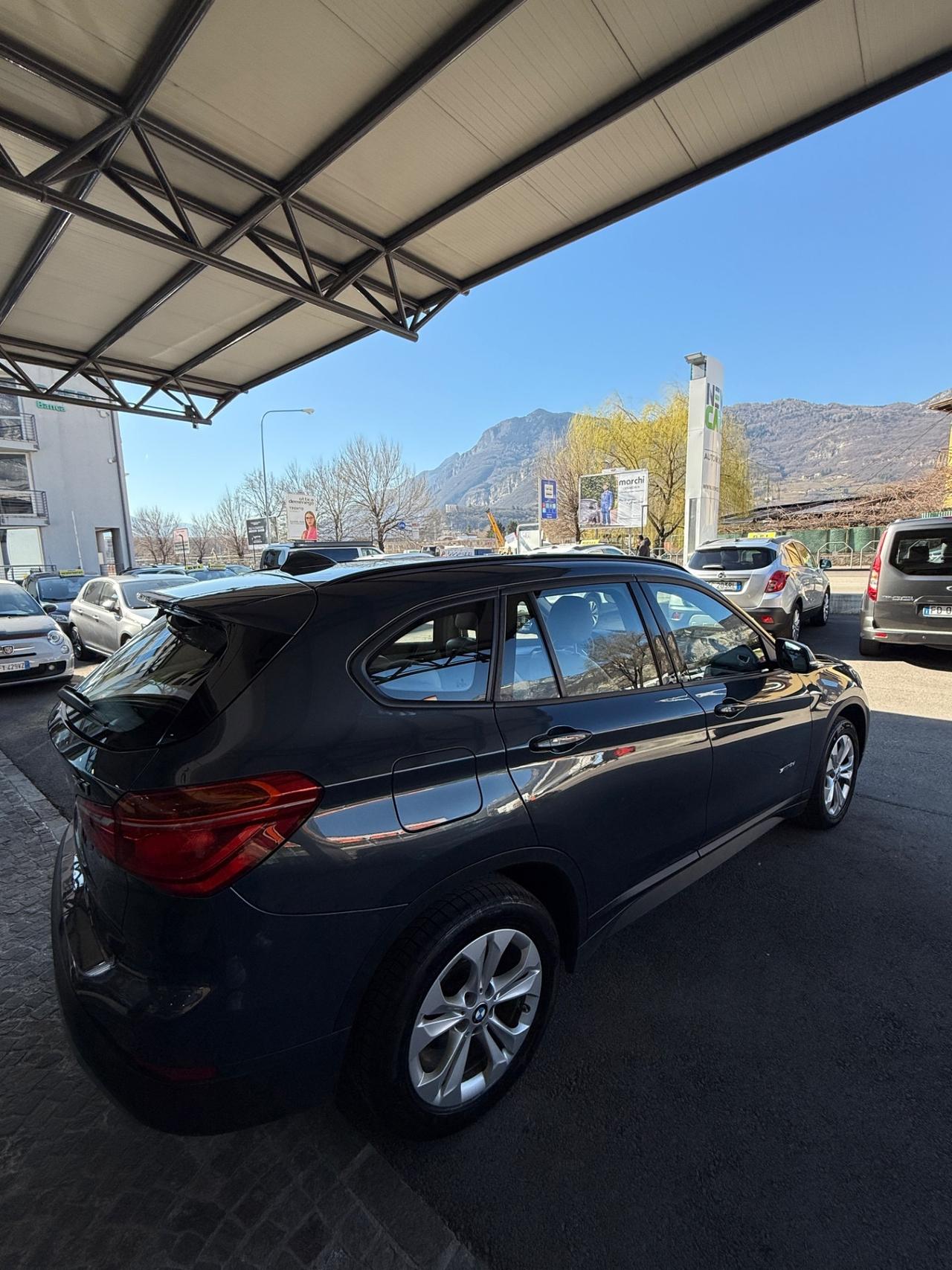 BMW X1 sDrive 18d 150cv ADVANTAGE