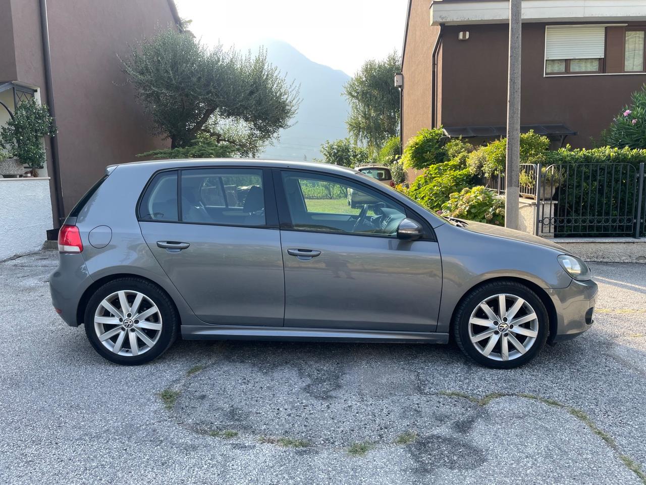 Golf 1.6 TDI DPF 5p. Highline