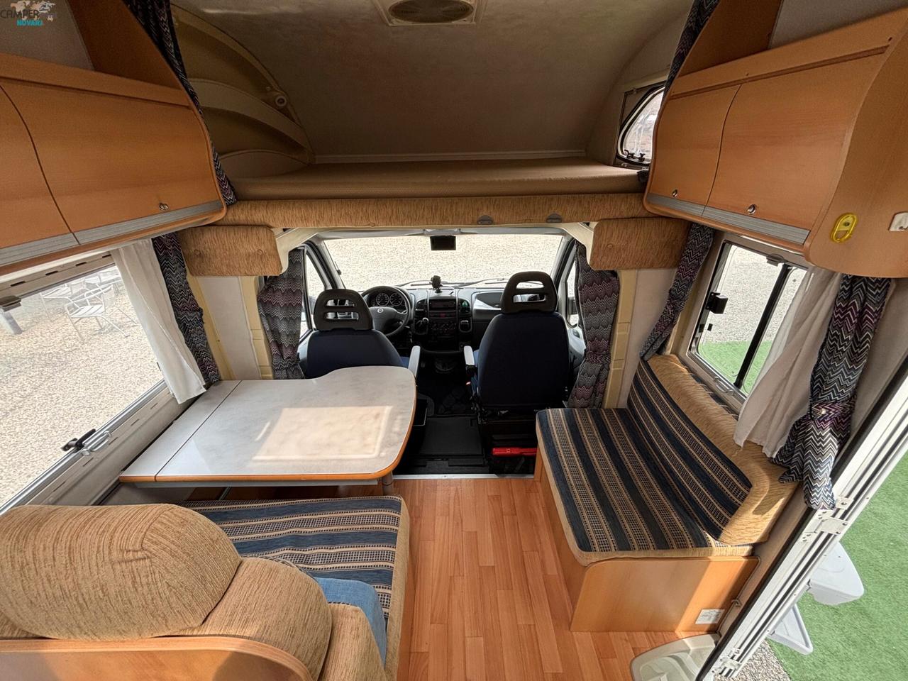 ELNAGH SUPER D 111c - MANSARDATO CON LETTI A CASTELLO IN CODA