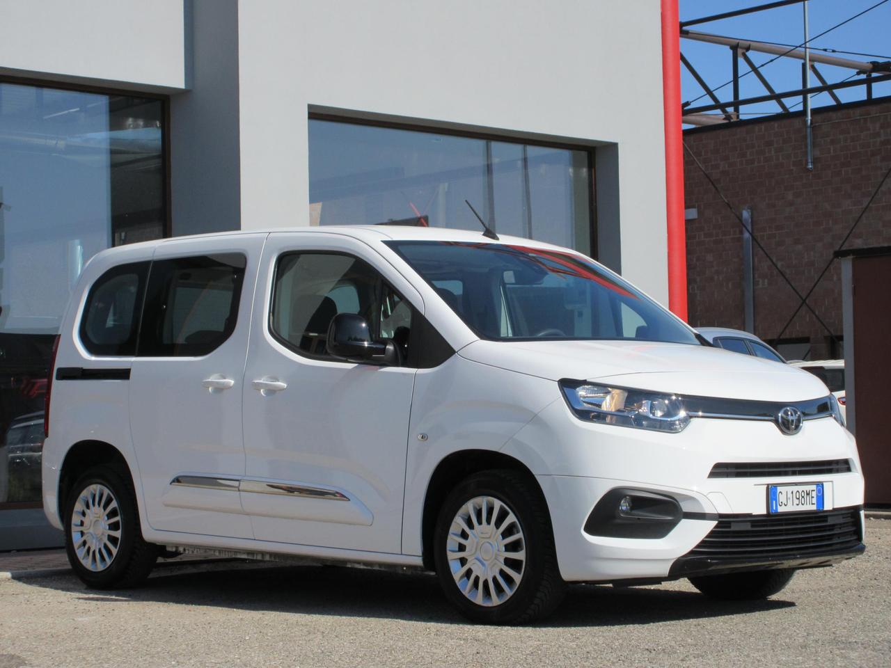 Toyota Proace City Verso 1.5D 130cv S&S Short d Lounge