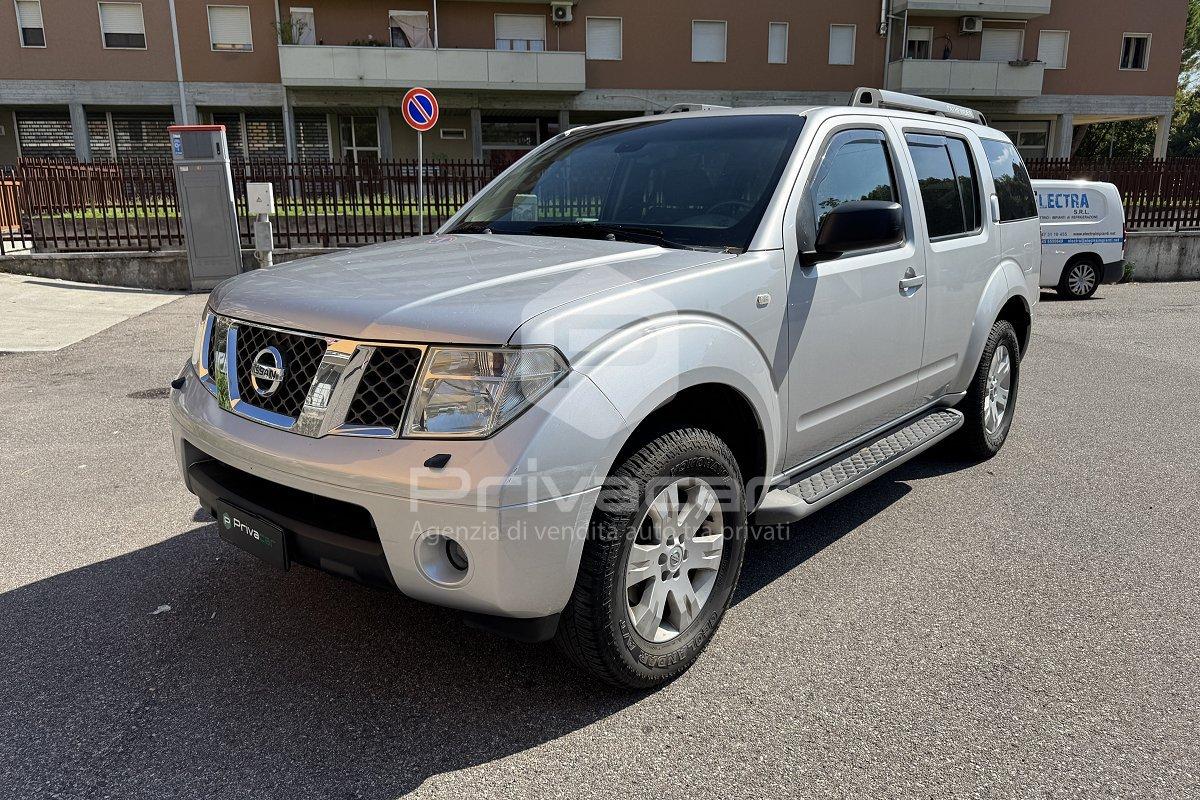 NISSAN Pathfinder 2.5 dCi SE