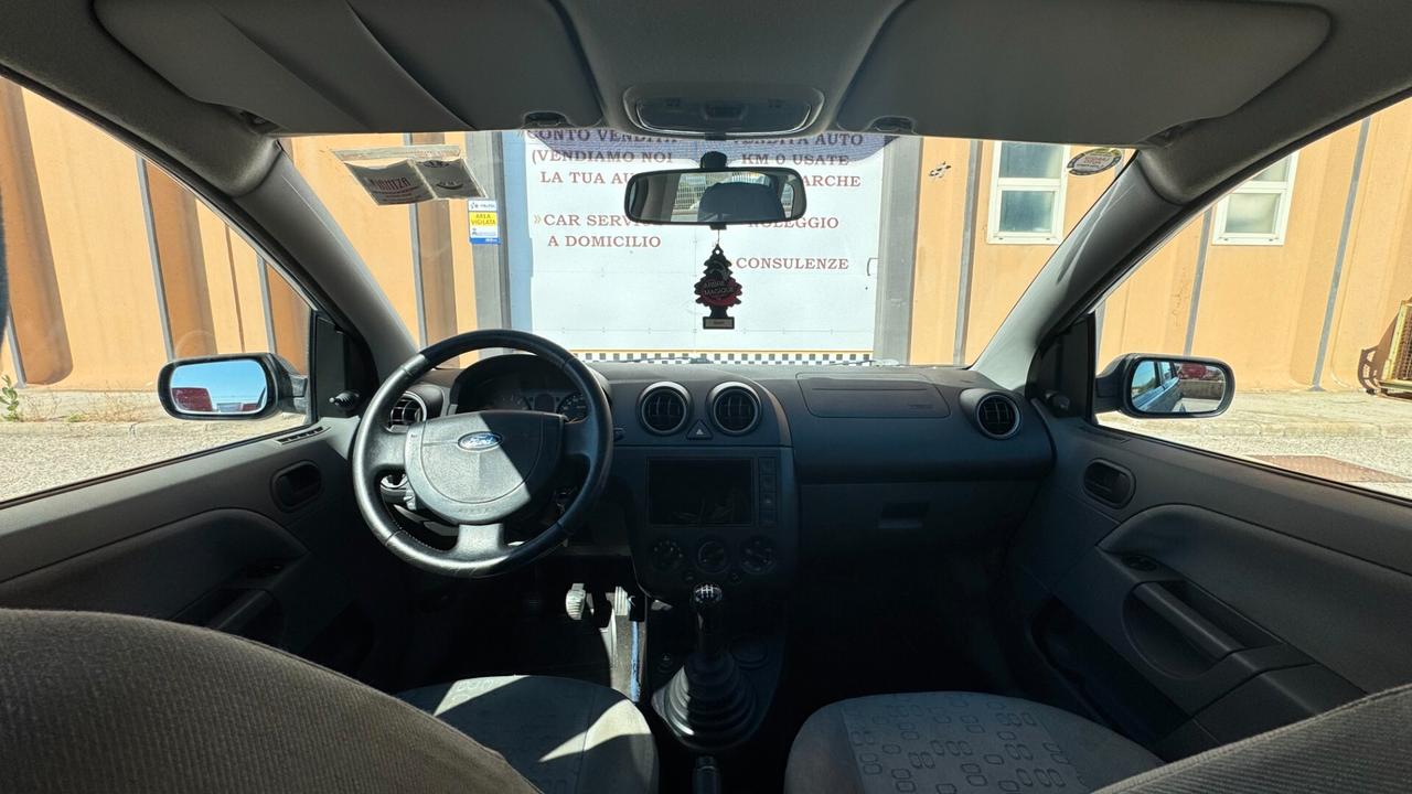FORD FIESTA 1.2 BENZINA 75CV - 2003