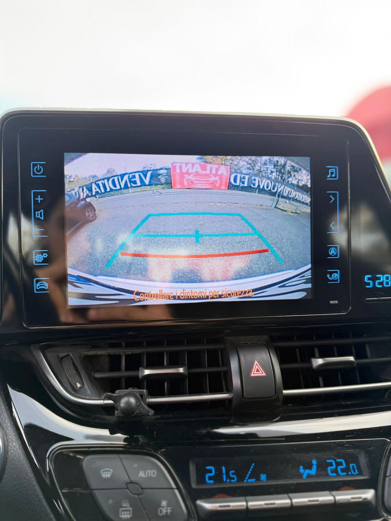 Toyota C-HR 1.8 Hybrid E-CVT Business